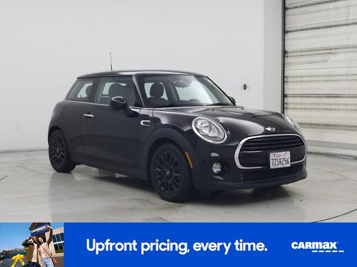2017 MINI Hardtop Cooper