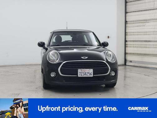2017 MINI Hardtop Cooper