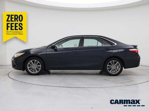 Black 2016 Toyota Camry SE