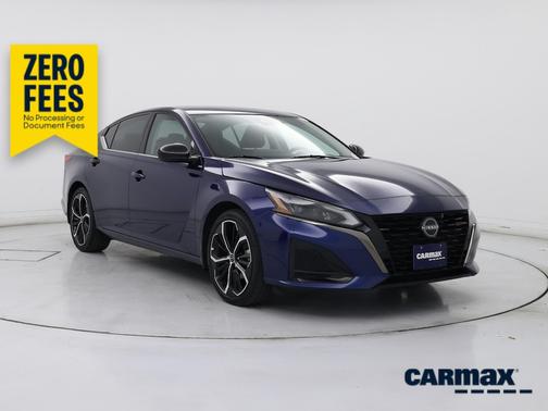 Blue 2023 Nissan Altima SR