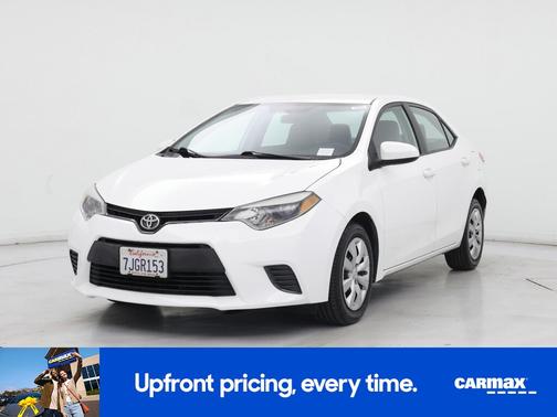 White 2015 Toyota Corolla LE