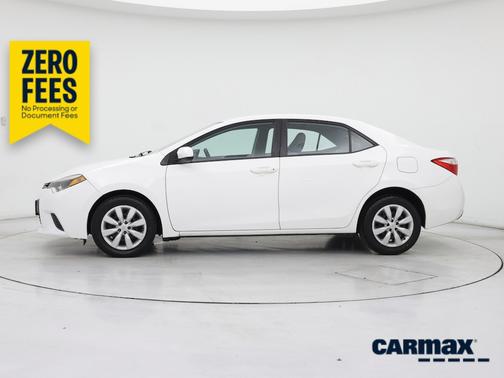 White 2015 Toyota Corolla LE