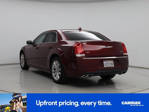 2019 Chrysler 300 Touring