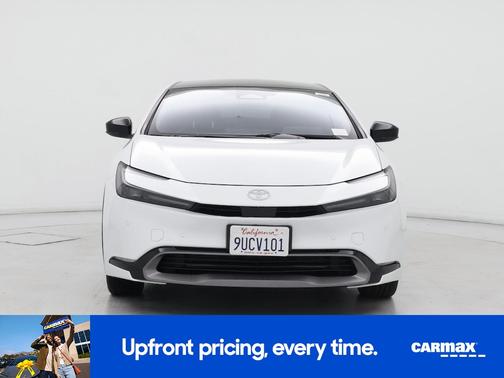 2025 Toyota Prius XLE