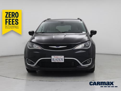Black 2018 Chrysler Pacifica Touring L