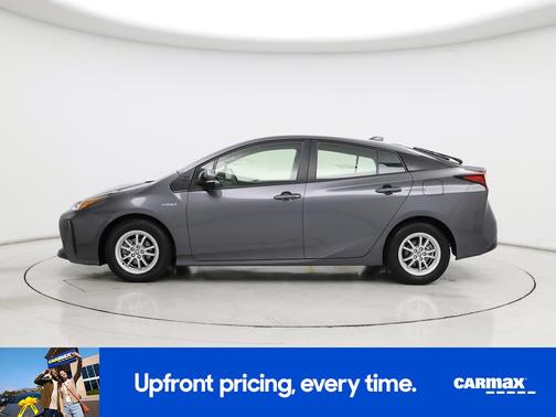 2022 Toyota Prius LE