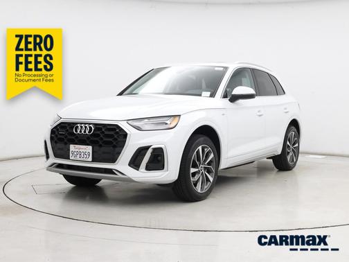 White 2023 Audi Q5 S-Line Premium Plus