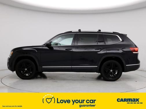 Photo 3 of 29 of 2018 Volkswagen Atlas 3.6L SEL Premium