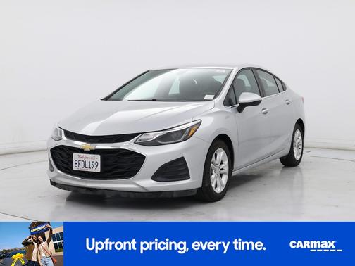 Silver 2019 Chevrolet Cruze LT