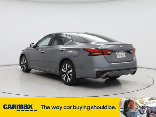 2022 Nissan Altima SV