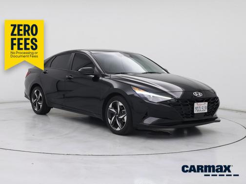 Black 2023 Hyundai ELANTRA SEL