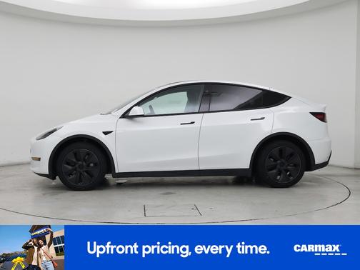 White 2024 Tesla Model Y Long Range