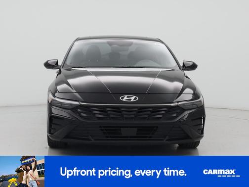 Black 2024 Hyundai ELANTRA SEL