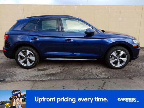 2020 Audi Q5 Titanium Premium