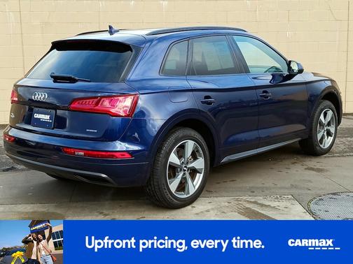 2020 Audi Q5 Titanium Premium