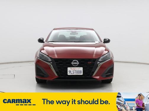2024 Nissan Altima SR