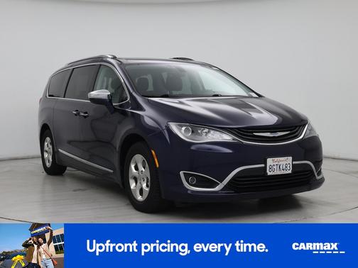 2018 Chrysler Pacifica Hybrid Limited