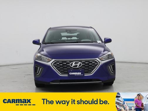2020 Hyundai IONIQ Hybrid SE