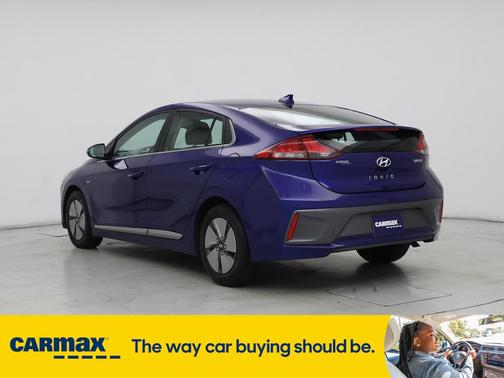 2020 Hyundai IONIQ Hybrid SE