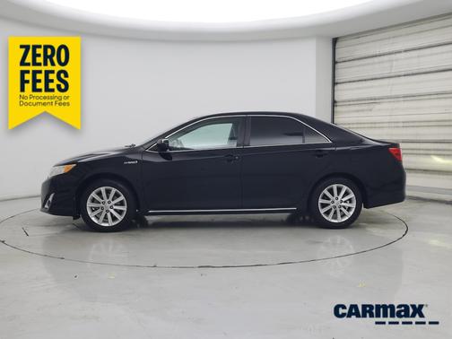 Black 2014 Toyota Camry Hybrid XLE