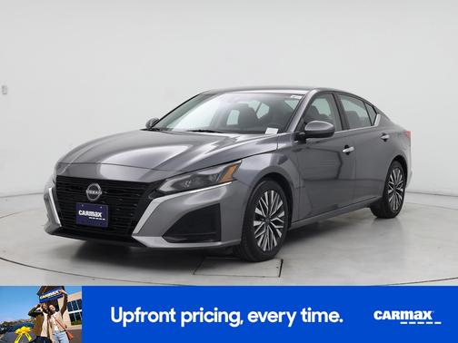 2023 Nissan Altima SV