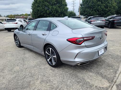 2025 Acura TLX