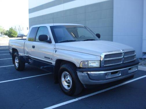 2000 Dodge Ram 1500 