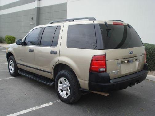 2002 Ford Explorer XLS