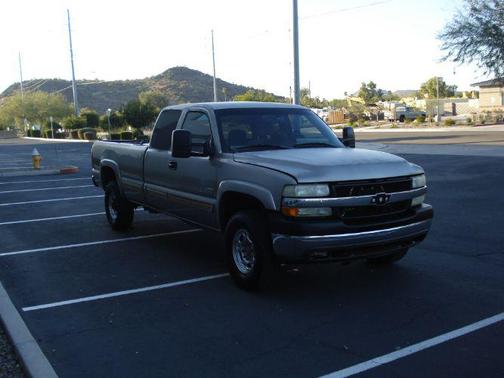 2002 Chevrolet Silverado 2500 LS H/D Extended Cab