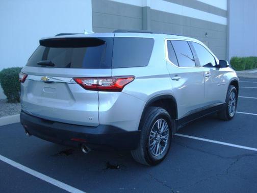 2020 Chevrolet Traverse LT Leather