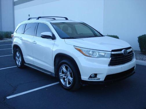 2016 Toyota Highlander Limited Platinum