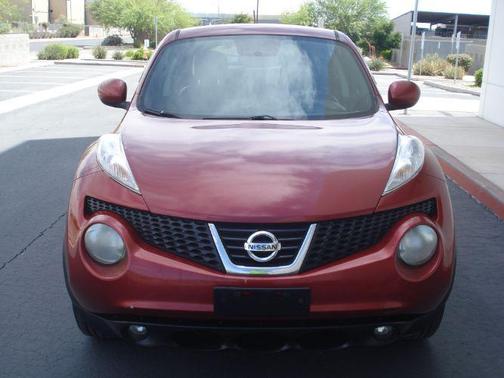 Cayenne Red 2011 Nissan Juke SL