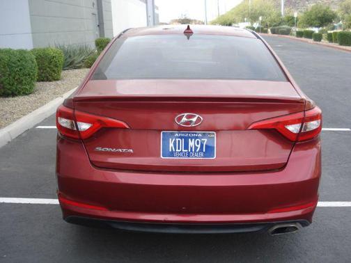 2016 Hyundai SONATA SE