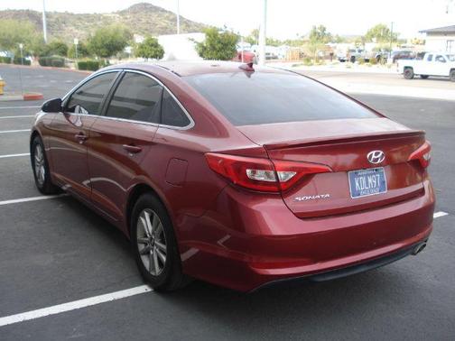 2016 Hyundai SONATA SE