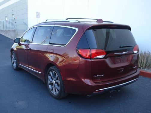 2019 Chrysler Pacifica Limited
