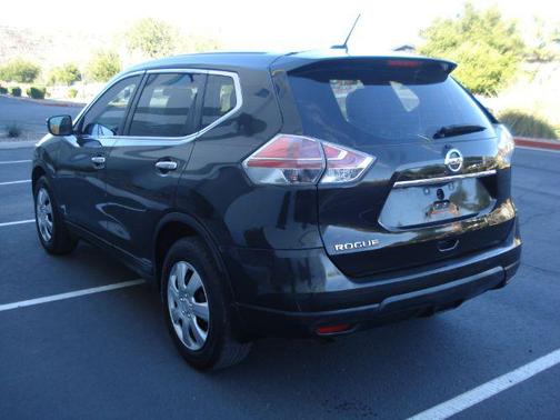 2015 Nissan Rogue S