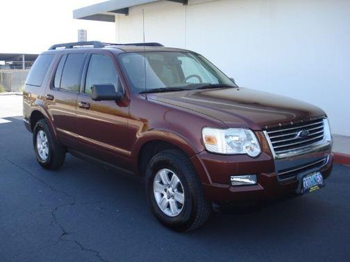 Dark Copper Metallic 2010 Ford Explorer XLT