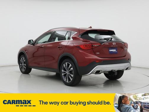 2018 INFINITI QX30 Luxury