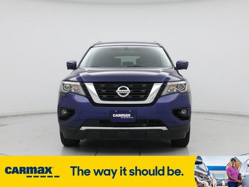 2019 Nissan Pathfinder SL