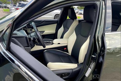 2024 Lexus NX 250 Premium