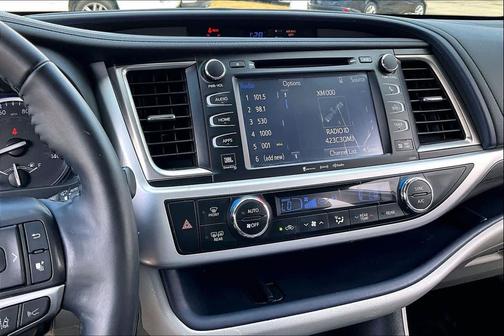 2019 Toyota Highlander Hybrid Platinum