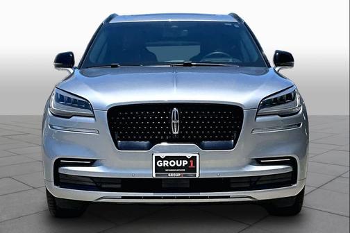 Silver Radiance Metallic Clearcoat 2023 Lincoln Aviator Reserve