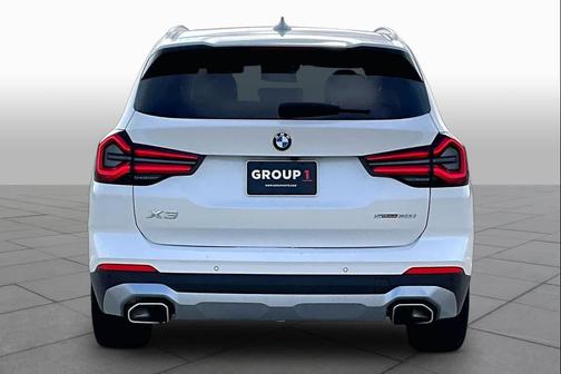 Mineral White Metallic 2024 BMW X3 sDrive30i