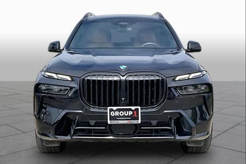 Black Sapphire Metallic 2026 BMW X7 xDrive40i