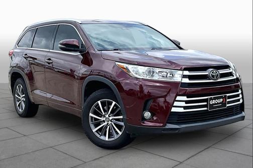 Ooh La La Rouge Mica 2017 Toyota Highlander XLE