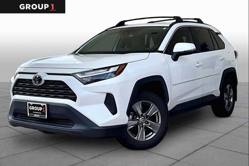 Ice Cap 2024 Toyota RAV4 XLE