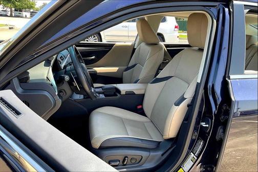 2021 Lexus ES 350 Base