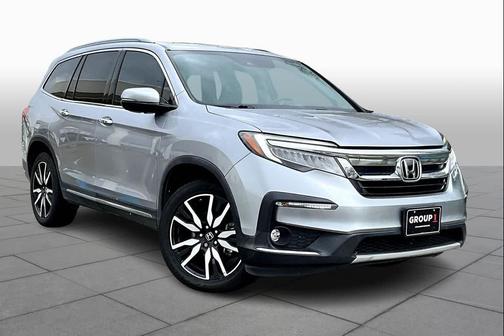 Lunar Silver Metallic 2019 Honda Pilot Touring 8-Passenger