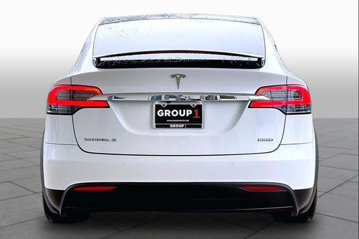 Pearl White Multi-Coat 2018 Tesla Model X 100D