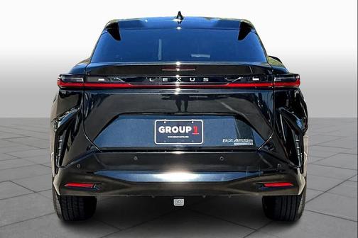 2023 Lexus RZ 450e Luxury